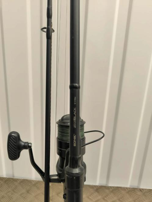 2 x Sonik sks Black 12ft 2,75lbs met 2 Fox EOS 10000 molens., Hobby en Vrije tijd, Overige Hobby en Vrije tijd, Zo goed als nieuw