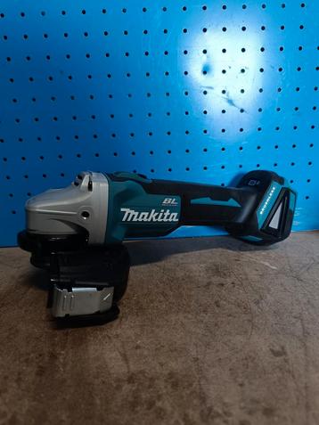 Makita 18v accu haakse slijper NIEUW  beschikbaar voor biedingen