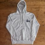 Grijze Stüssy Hoodie met Backlogo - M - Nieuw, Stussy, Nieuw, Grijs, Verzenden