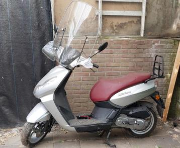 Peugeot Kisbee - ZONDER KENTEKEN beschikbaar voor biedingen