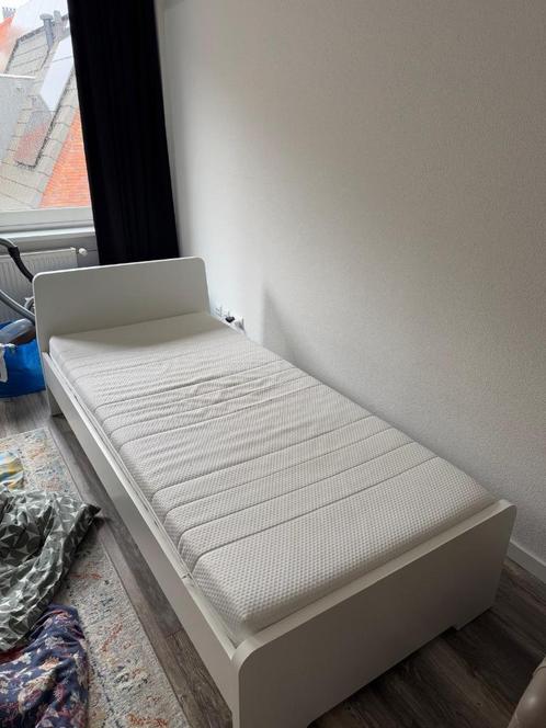 Bed Frame-IKEA ASKVOLL/ IKEA ÅKREHAMN foam mattress-midfirm, Huis en Inrichting, Slaapkamer | Bedden, Zo goed als nieuw, Eenpersoons