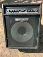 Behringer bas versterker, Ophalen, Zo goed als nieuw, Basgitaar, 100 watt of meer
