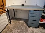 IKEA Bureau - Praktisch en Stijlvol!, Huis en Inrichting, Bureaus, Ophalen, Met wielen, Zo goed als nieuw, Bureau