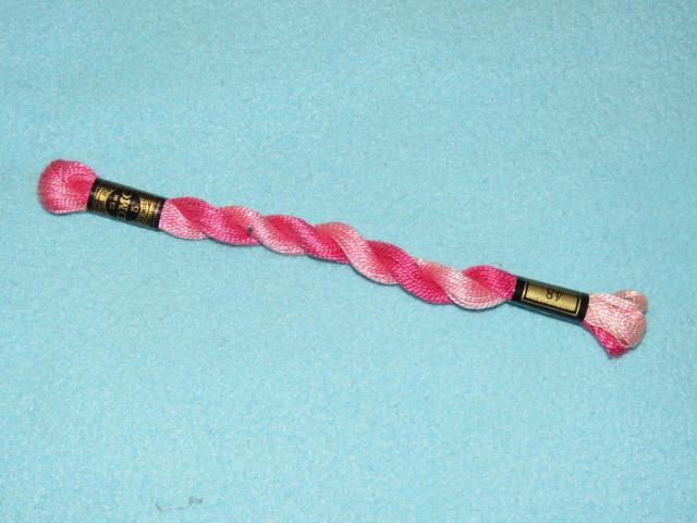 DMC coton perlé 5 kleur 48 roze gemeleerd 25 meter NIEUW, Hobby en Vrije tijd, Borduren en Borduurmachines, Nieuw, Borduurgaren of Zijde