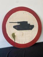 UNIEK bord - let op tanks - kazerneterrein, Ophalen of Verzenden
