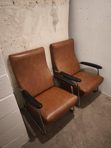 Sky leren stoelen met chromen buizen retro 2stuks beschikbaar voor biedingen