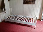 Wit brocante metalen bed, één persoons. Franse stijl, Huis en Inrichting, Slaapkamer | Bedden, Ophalen, Verstelbaar, 90 cm, Eenpersoons