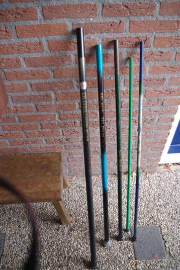 insteek hengels beschikbaar voor biedingen