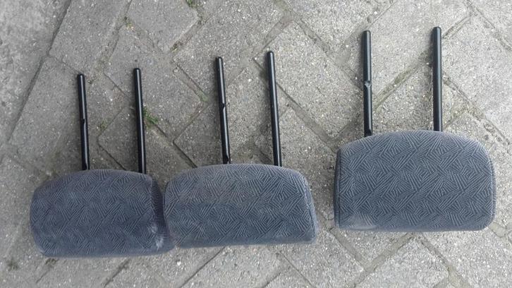 Set hoofdsteunen vd achterbank  Laguna 2002, Auto diversen, Overige Auto diversen, Ophalen of Verzenden