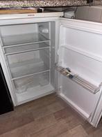 Tafelmodel koelkast, 100 tot 150 liter, Energieklasse A of zuiniger, Ophalen, 85 tot 120 cm