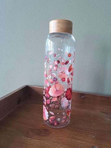 Waterdrop Glazen Fles – 600 ml - met bloemenpatroon  beschikbaar voor biedingen