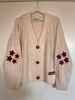 Nieuw! Taylor Swift red holiday cardigan, Nieuw, Ophalen of Verzenden, Taylor Swift, Maat 36 (S)