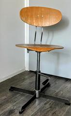 Werkstoel/ bureaustoel, Ophalen