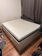 Bed met kwaliteitsmatras, Wit, Tweepersoons, Ophalen of Verzenden, Zo goed als nieuw