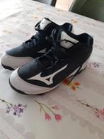 Korfbalschoenen van Mizuno veld maat 38, Sport en Fitness, Korfbal, Schoenen, Ophalen of Verzenden, Zo goed als nieuw