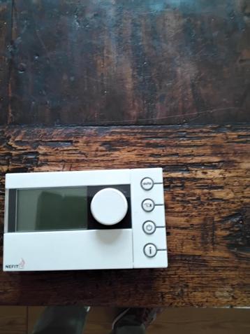 Thermostaat te koop, ophalen. Gratis beschikbaar voor biedingen