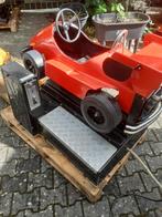 Formule 1 auto  en old women shoe., Ophalen, Gebruikt, Formule 1