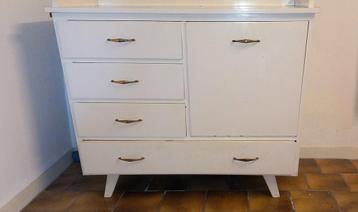 Mid-Century Commode  beschikbaar voor biedingen