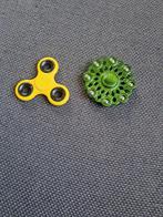 Ze liggen allebei lekker op je een vinger. Groene€4,Gele€2., Hobby en Vrije tijd, Overige Hobby en Vrije tijd, Ophalen, Zo goed als nieuw