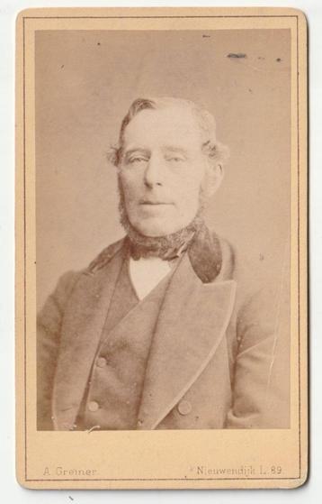 CDV man met "kabouterbaard" door A. Greiner Amsterdam beschikbaar voor biedingen