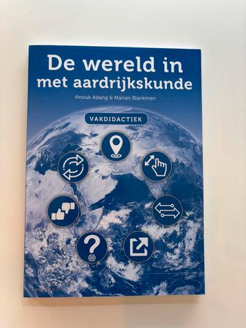 Anouk Adang - De wereld in met aardrijkskunde beschikbaar voor biedingen