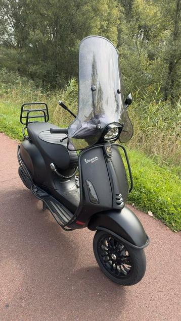 Vespa Sprint Notte Black 2021 beschikbaar voor biedingen