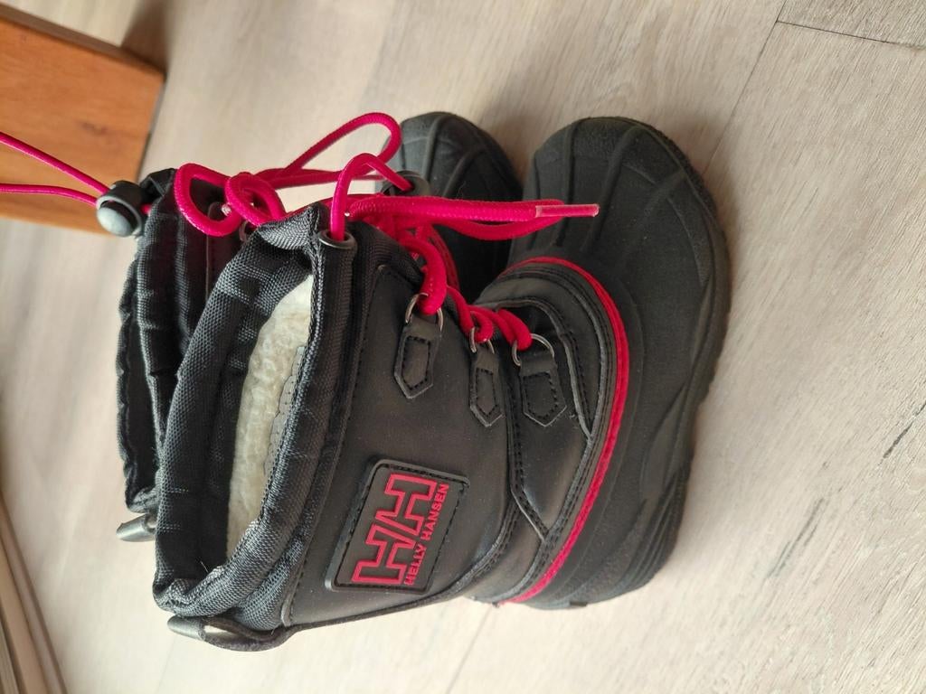Ongebruikte Helly Hansen zwarte snowboots maat 24 te koop, Ophalen, Nieuw, Jongen of Meisje