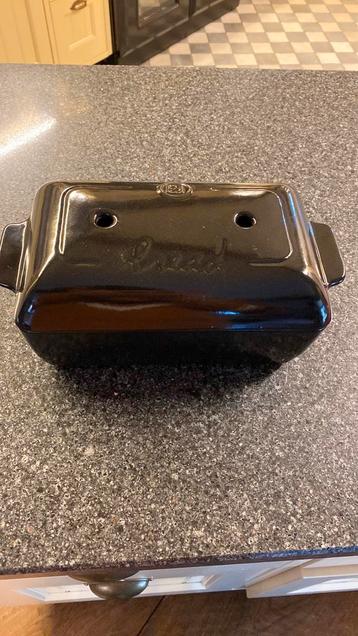 Brood bak vorm , Emile Henri beschikbaar voor biedingen