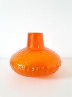 retro oranje vaas glazen vaas persglas vaasje, Huis en Inrichting, Woonaccessoires | Vazen, Minder dan 50 cm, Glas, Gebruikt, Ophalen of Verzenden