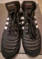 Adidas Voetbalschoenen Kunstgras Maat 46 - Nieuwstaat, Verzenden, Zo goed als nieuw, Adidas, Sportschoenen