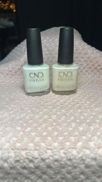CND vinylux beschikbaar voor biedingen