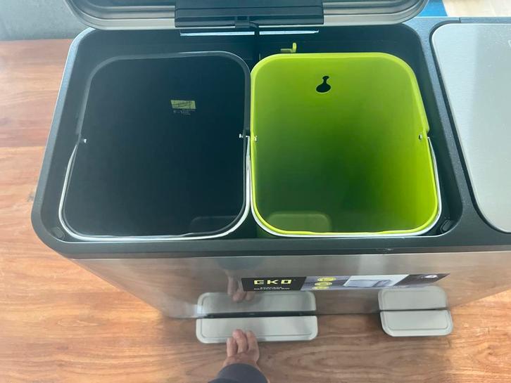 EKO Afvalbak - Recycle Bin, Huis en Inrichting, Woonaccessoires | Prullenbakken, Zo goed als nieuw, Rvs, 50 tot 75 cm, 40 liter of meer