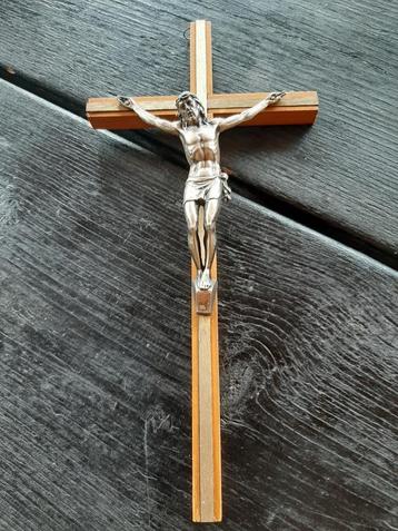 Jezus kruis beschikbaar voor biedingen