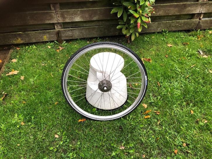 tk:achterwiel 28 inch 7 cassette versnellingen / velgrem, Fietsen en Brommers, Fietsonderdelen, Gebruikt, Algemeen, Wiel, Ophalen of Verzenden