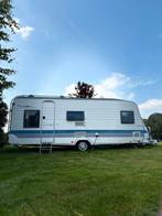 Hobby 560 KMFe – Ruime gezinscaravan | 2001 | 6 slaapplaatse, Caravans en Kamperen, Schokbreker, Hobby, 7 tot 8 meter, Treinzit