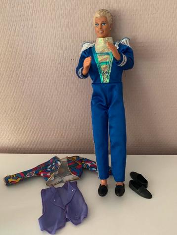 Barbie Ken Mattel beschikbaar voor biedingen