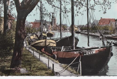 lemmer 2 x boten gezicht op dok/haven, Verzamelen, Ansichtkaarten | Nederland, Friesland, Ophalen of Verzenden