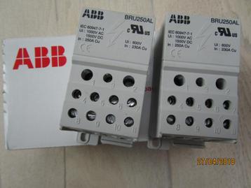 2x ABB BRU250AL verdeelblok beschikbaar voor biedingen