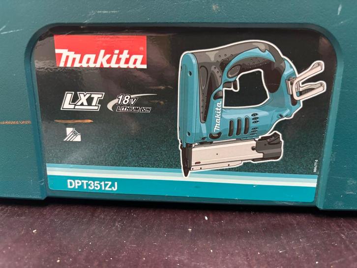 Makita DPT351ZJ tacker - Zo goed als nieuw!, Doe-het-zelf en Verbouw, Gereedschap | Handgereedschap, Zo goed als nieuw, Ophalen