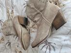 Laarsjes beige creme suède 42 ann rocks cowboylaarjes, Ophalen of Verzenden, Zo goed als nieuw, Beige
