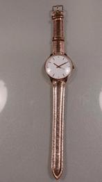 Dameshorloge. Goudkleur., Sieraden, Tassen en Uiterlijk, Ophalen of Verzenden, Zo goed als nieuw