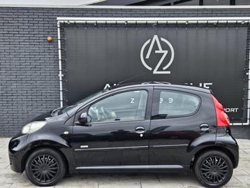 Peugeot 107 1.0-12V Millesim 200 L'Edition Noire (bj 2010) beschikbaar voor biedingen