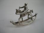 Zilver oud miniatuur hobbelpaard met kind van de zilversmid,, Antiek en Kunst, Verzenden, Zilver