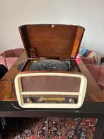 Retro Vinyl Player/ CD player/ Radio - in one, Ophalen