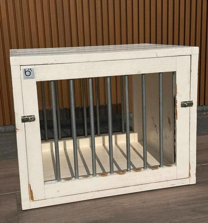 Witte steigerhouten hondenbench - 75x61x60cm, Dieren en Toebehoren, Hondenbenches, Gebruikt, Ophalen