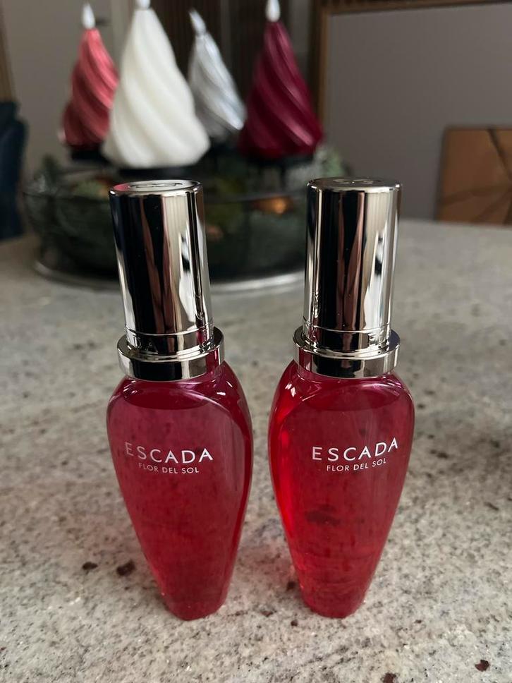 Escada Flor del Sol  2x 30 ml Eau de Toilette, Sieraden, Tassen en Uiterlijk, Uiterlijk | Parfum, Nieuw, Ophalen of Verzenden