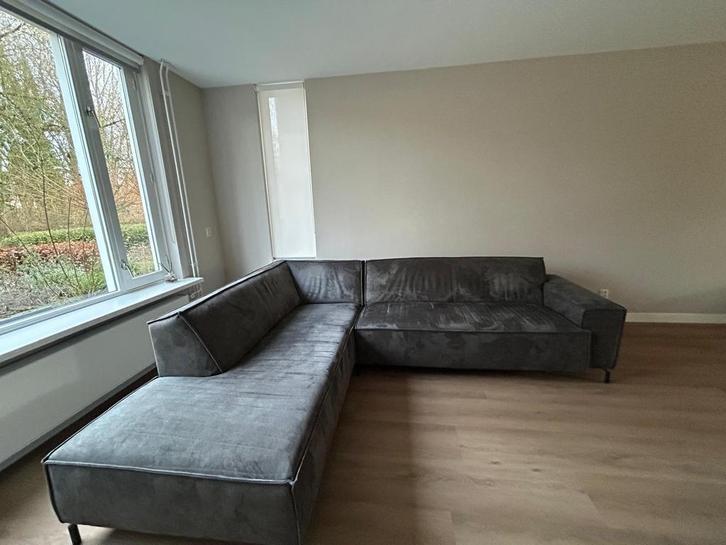 ZGAN hoekbank met lounche-deel antraciet, Huis en Inrichting, Banken | Complete zithoeken, Zo goed als nieuw, Stof, Ophalen