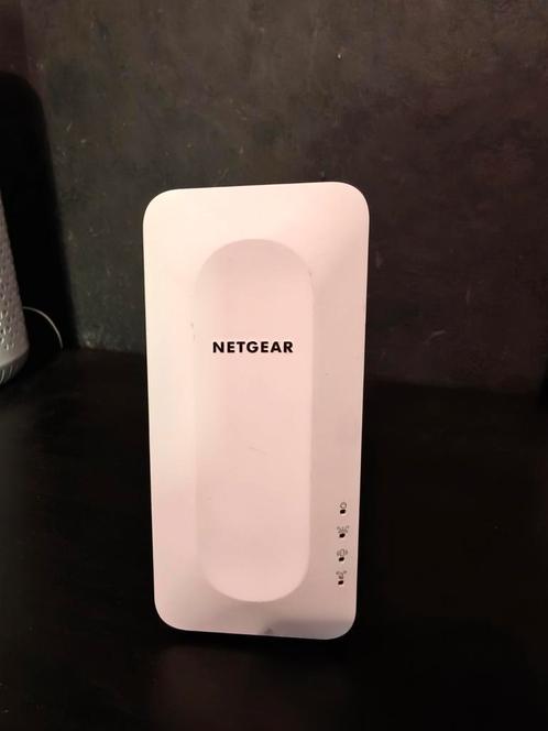 Netgear AX1800 WiFi 6 Mesh Extender (EAX15) – goede staat, Computers en Software, WiFi-versterkers, Gebruikt, Ophalen of Verzenden