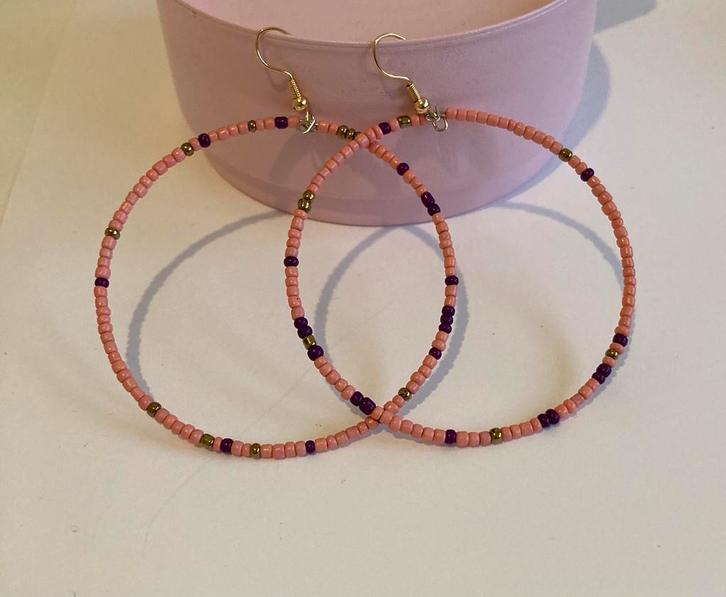 OORBELLEN Anna Zélie Jewellery boho, Sieraden, Tassen en Uiterlijk, Oorbellen, Nieuw, Hangers, Overige materialen, Roze, Ophalen of Verzenden