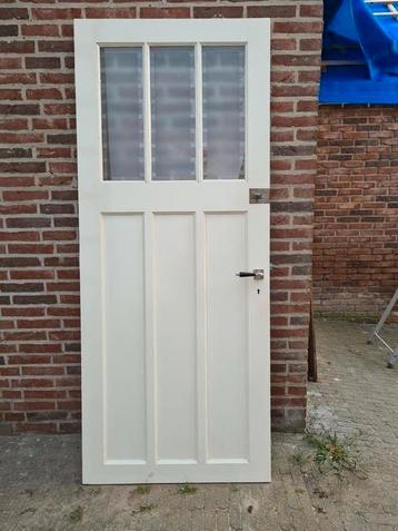 Nostalgische binnendeuren beschikbaar voor biedingen
